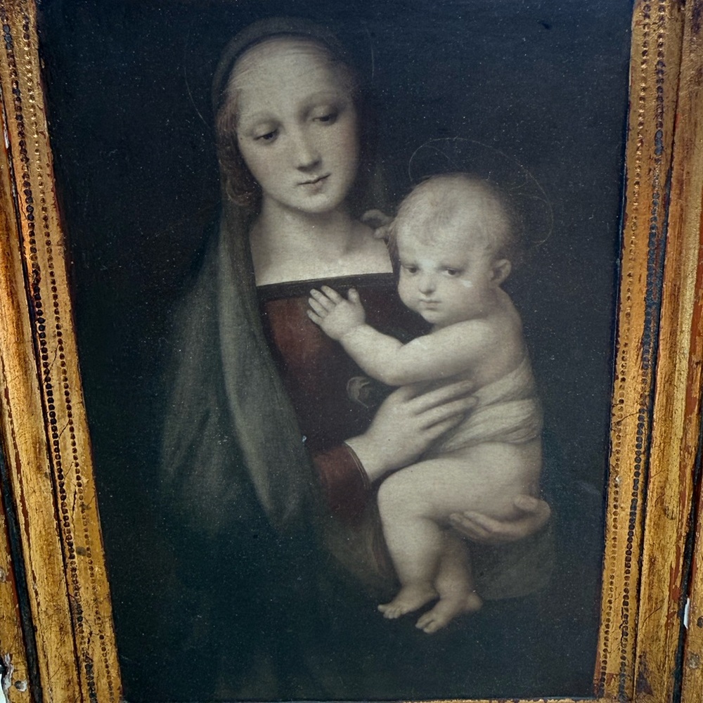 Mid-Century Italian Carved Painted Triptych with Madonna & Child, and Angels - Picture 3 of 16